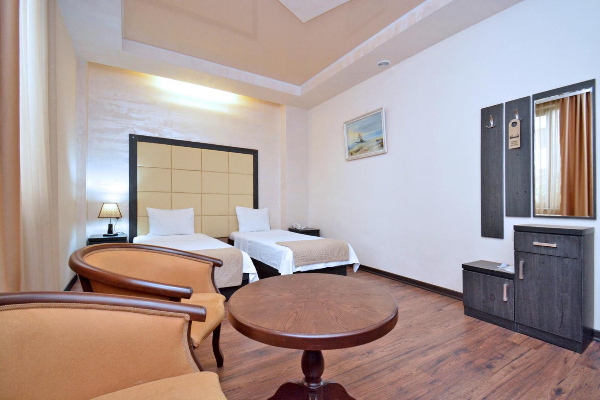 Partez Hotel Jerevan Eksteriør billede